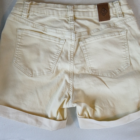 Point Zero shorts - Picture 4 of 5